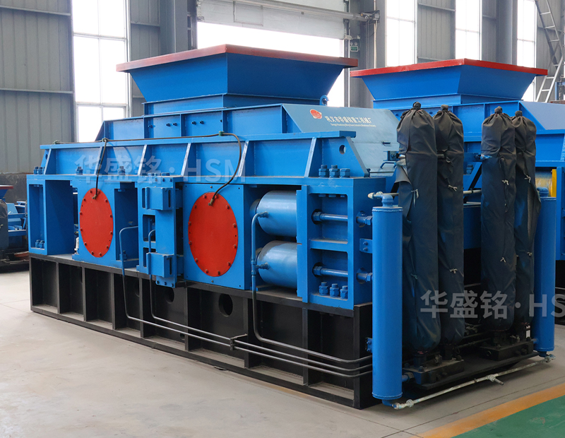 什么設(shè)備可破碎可制砂？新型對(duì)輥制砂機(jī)多少錢一臺(tái)？